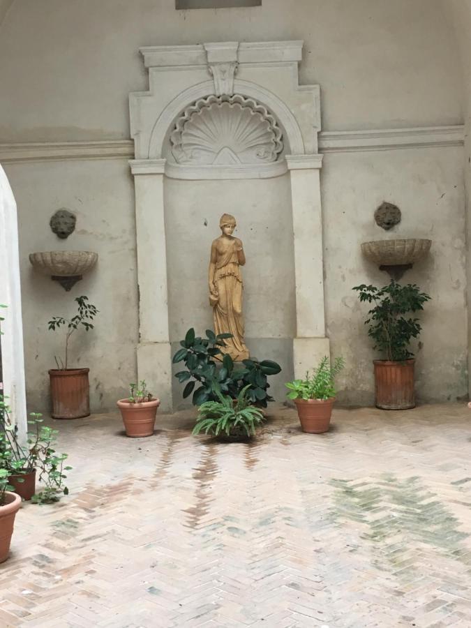 Domus Next Campo De'Fiori With Thermal Shower Roma Exterior foto