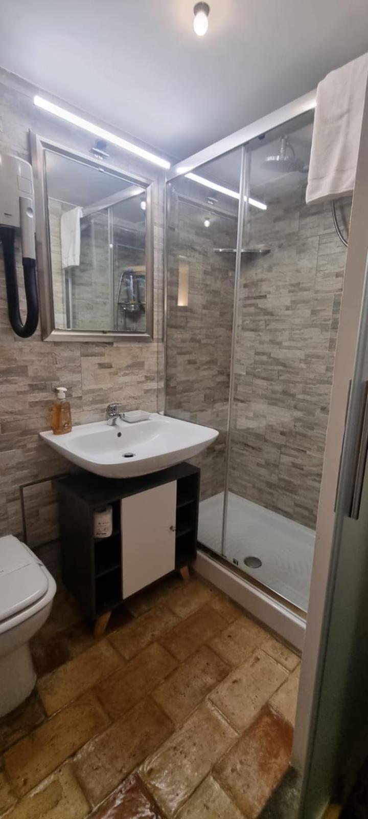 Domus Next Campo De'Fiori With Thermal Shower Roma Exterior foto